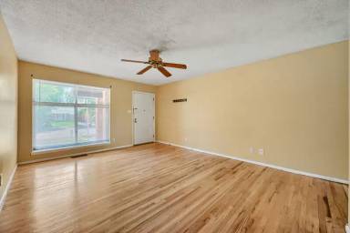 Main picture of 3006 Hudson St