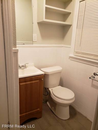 Main picture of 913 N Fitzhugh Ave