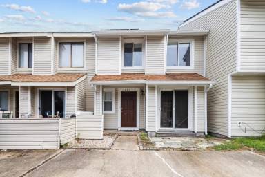Main picture of 3851 Chimney Creek Dr