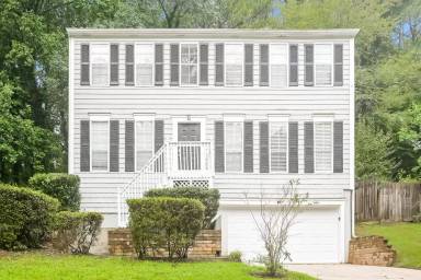 Main picture of 445 Ridgedale Way