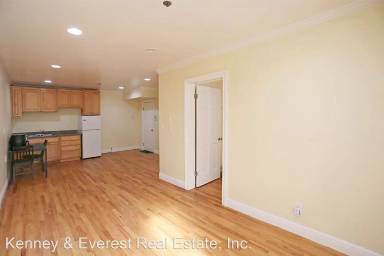 Main picture of 1821 Cabrillo St
