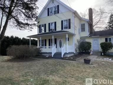 Main picture of 141 Russell Ave
