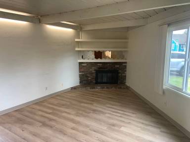 Main picture of 2540 NW Lincoln Ave