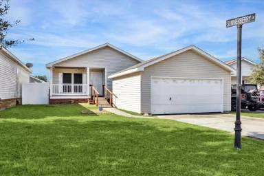 Main picture of 10126 Summerberry Ln