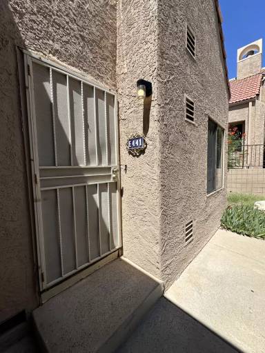 Main picture of La Vida Condominiums