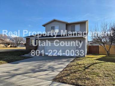 Main picture of 590 E 1090 N