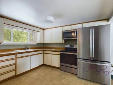 Main picture of 2159 E Pole Rd