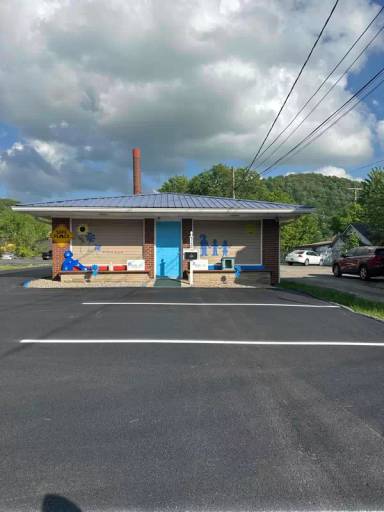 Main picture of 310 E Main St