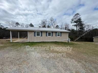 Main picture of 121 Garrison Rd
