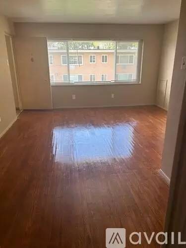 Main picture of 7701 Natural Bridge Rd