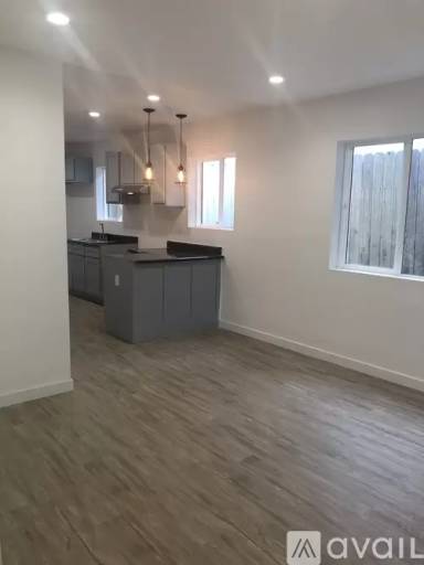 Main picture of 808 N Avenue 50