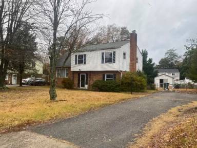 Main picture of 4402 N Lakefront Dr