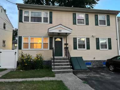 Main picture of 283 Perry Ave