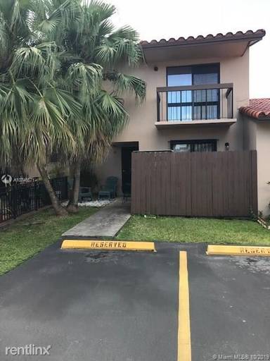 Main picture of 3800 SW 79th Ave