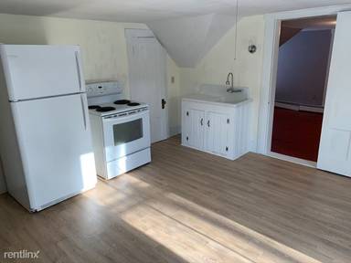 Main picture of 260 Lake St