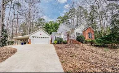 Main picture of 269 Riverside Dr