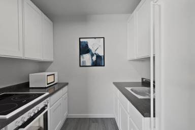 Main picture of 201 Valley Ave