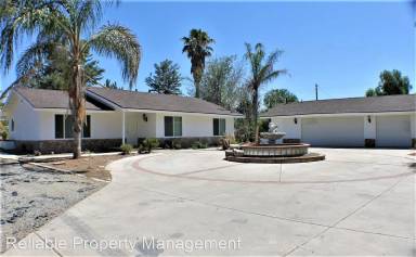 Main picture of 28720 Alessandro Blvd