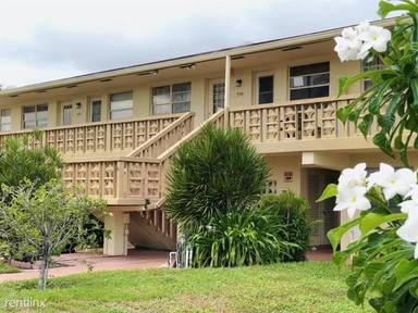 Main picture of 701 Pine Dr