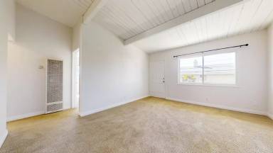 Main picture of 2601 Vanderbilt Ln