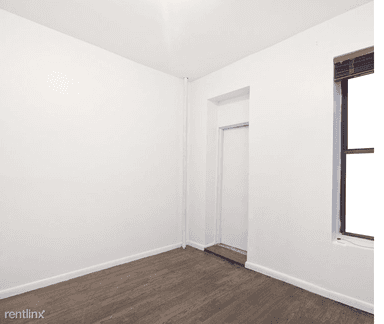 Main picture of 412 W 49th St