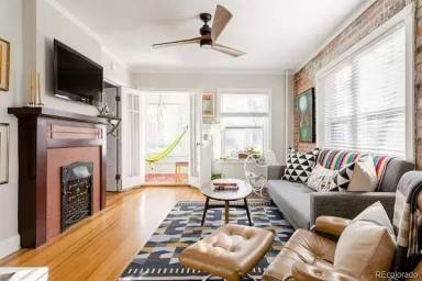 Main picture of 1137 N Sherman St