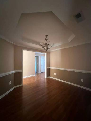 Main picture of 288 Valley View Ct