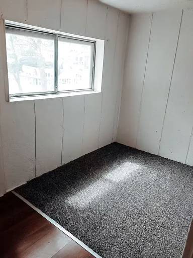 Main picture of 424 W Thatcher St