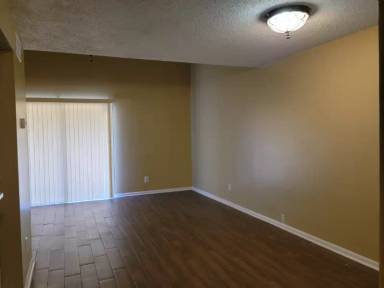 Main picture of 8520 Windypine Ln
