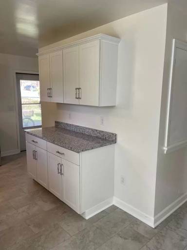 Main picture of 600 Broce Dr