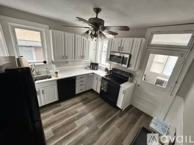 Main picture of 4918 Tholozan Ave