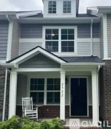 Main picture of 2922 Treloar Way