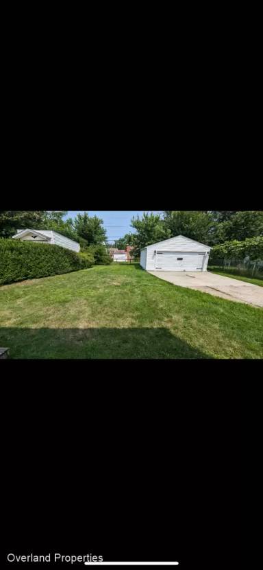 Main picture of 21371 Fuller Ave