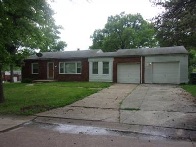 Main picture of 9137 Frederick St