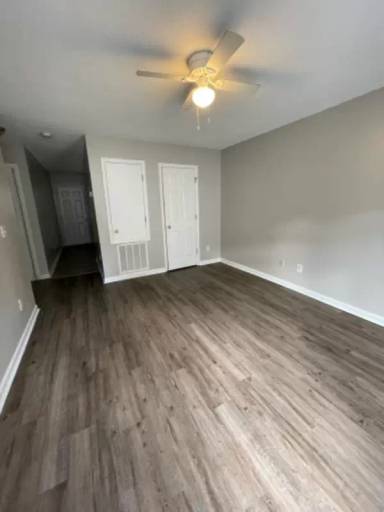 Main picture of 317 Caswell St