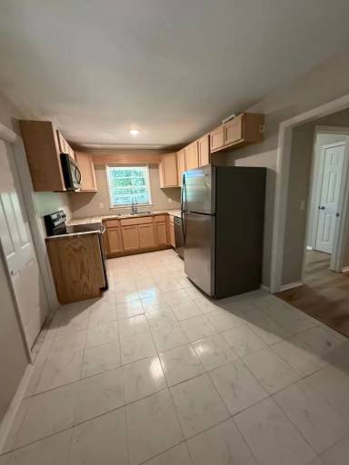 Main picture of 162 Green St