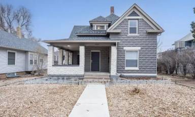 Main picture of 1824 7th Ave