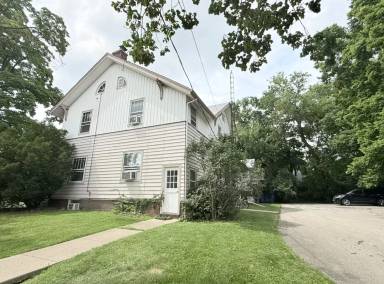Main picture of 801 N McLean St