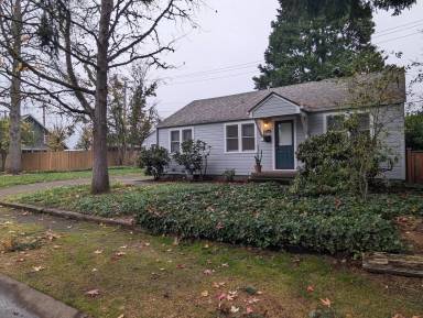 Main picture of 175 Ash St