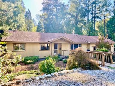 Main picture of 12383 Half Moon Way