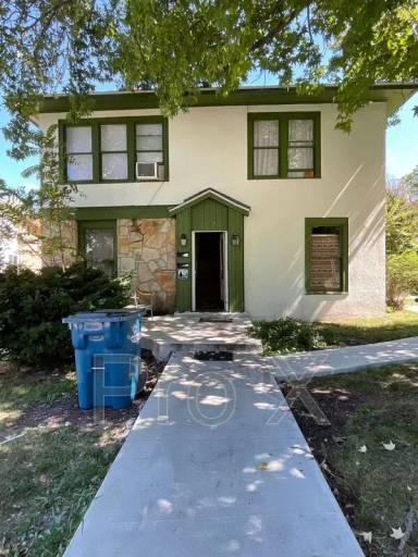 Main picture of 349 S Wood St