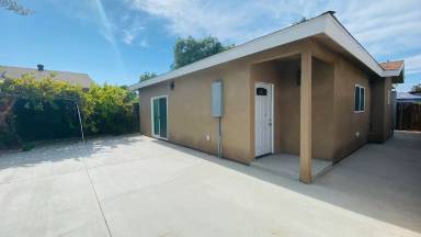 Main picture of 1112 Lemon Ave