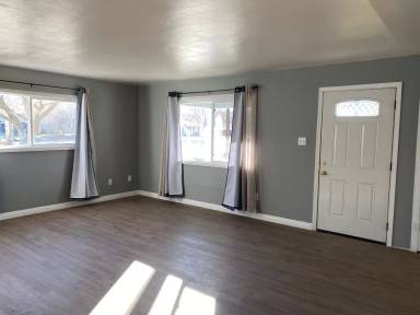 Main picture of 908 Acacia Ct