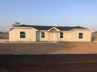 Main picture of 117 Quail Meadows Dr