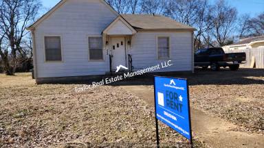 Main picture of 315 College St