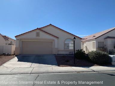 Main picture of 518 Regal Robin Way