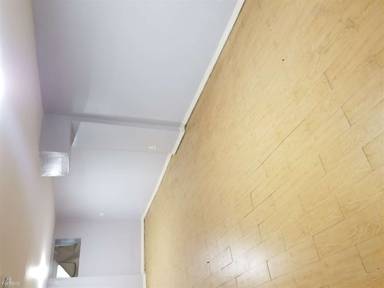 Main picture of 852 E 223rd St