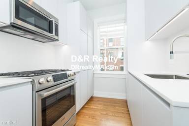 Main picture of Forest Street