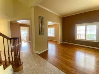 Main picture of 113 Blaisdell Way