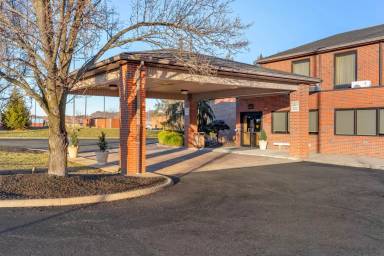 Main picture of 44128 Fairground Rd